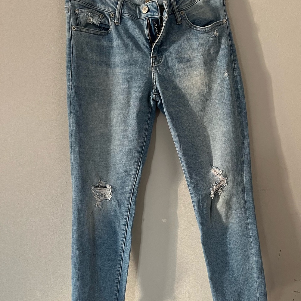 Lucky Brand Light Blue Denim Jeans